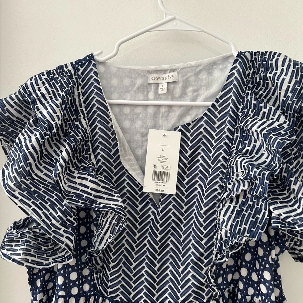 New with Tags Crown & Ivy Blue and White Patterned Maxi Dress - Picture 2 of 5